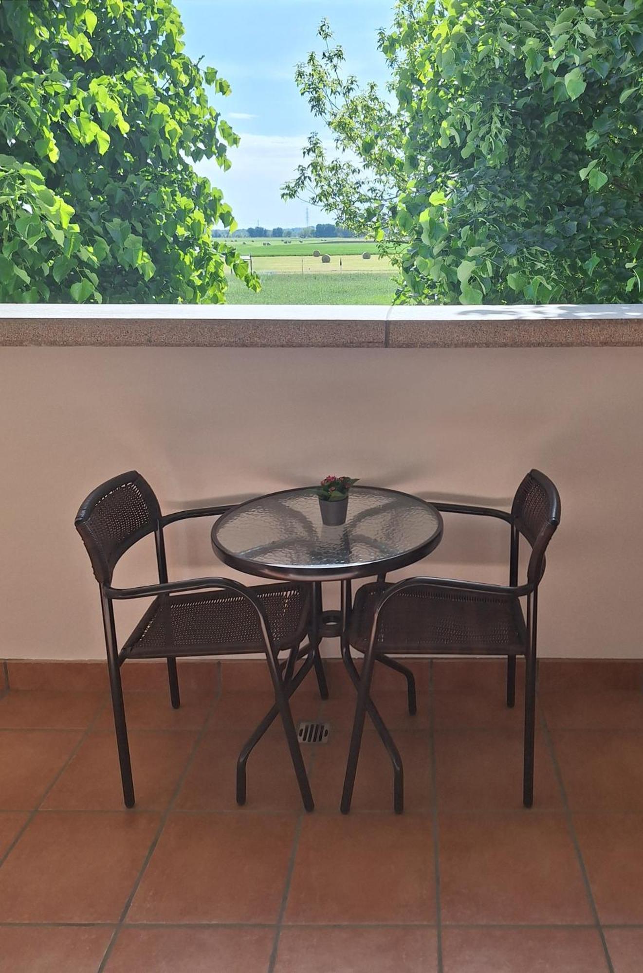 Bed & Breakfast Torrechiara Eksteriør bilde